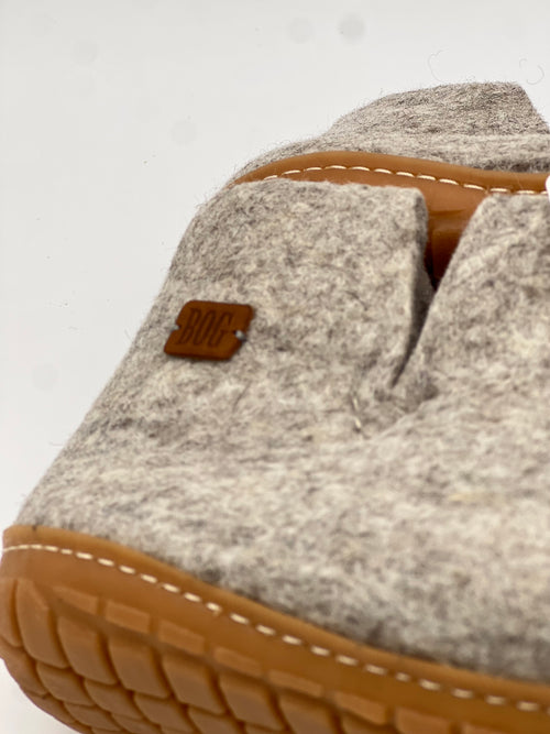 Handmade Mongolian felt shoes – close-up of wool texture and BOG label